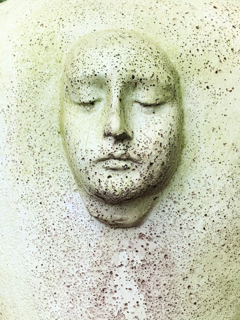 Statue face casting