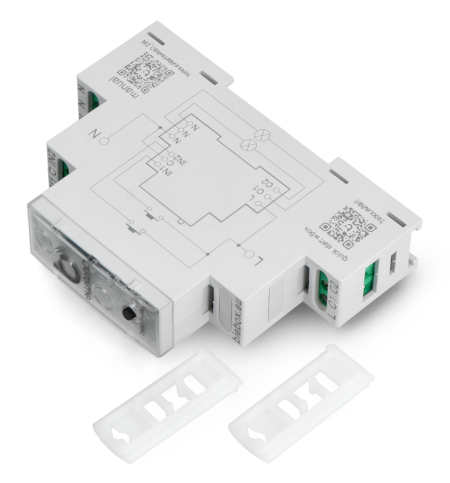 The controller uses the existing WiFi network, you do not need any additional control panel
