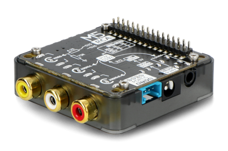 M5 RCA 13.2 equipped with three RCA connectors for transmitting audio and video signals.