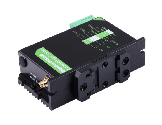 The controller can be mounted on a DIN rail or wall