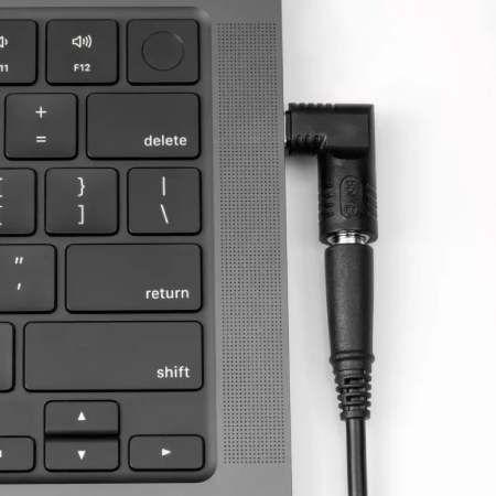 A DC adapter 7.9 x 5.5 mm + pin to USB Type C from Akyga