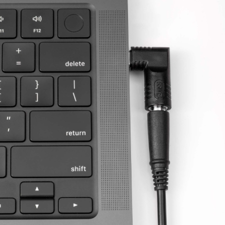 DC 5.5 x 2.5 mm + pin to USB Type-C adapter from Akyga