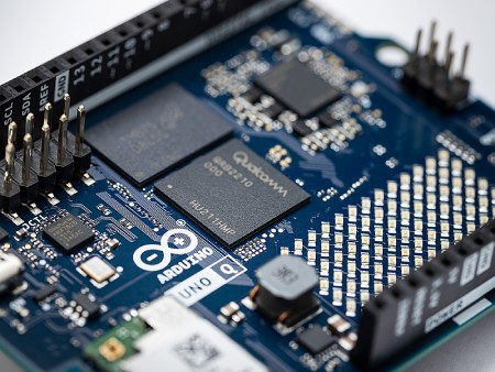 Arduino Uno Q 4GB