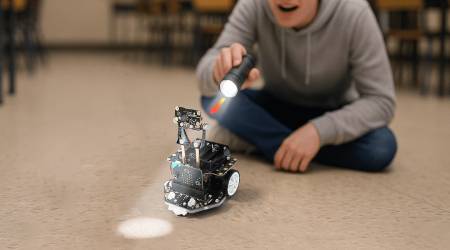 Maqueen Plus V3 - Advanced STEM Educational Robot with Matrix Laser Navigation for micro:bit - DFRobot MBT0050-AA