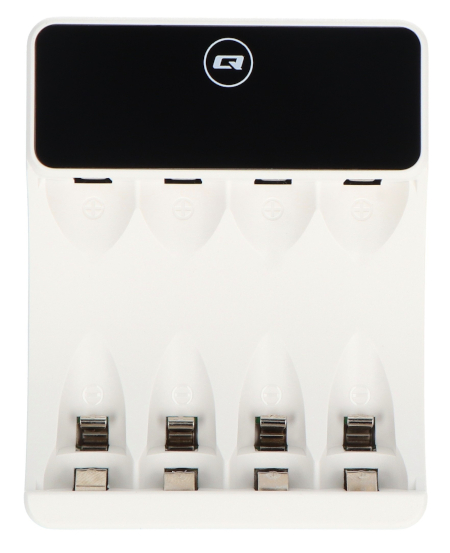 The Qoltec charger is a functional and safe solution for users using rechargeable batteries